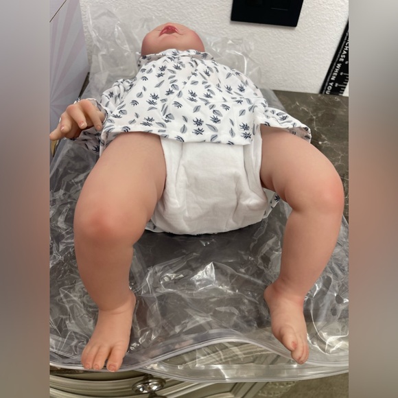 New! Unused!  18” Realistic Newborn Lifelike Reborn Baby Doll, Sleeping Baby wit - Picture 9 of 12